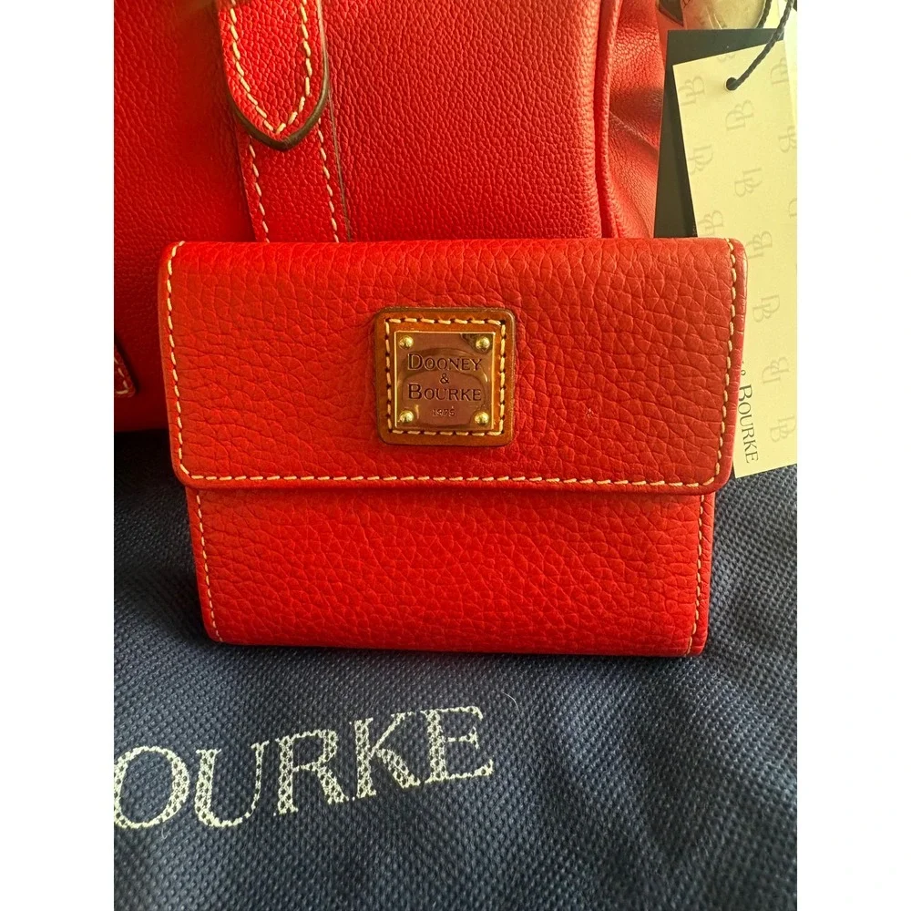 Dooney & Bourke Red Pebbled Leather Satchel with wallet Set  Luxury NWT‎